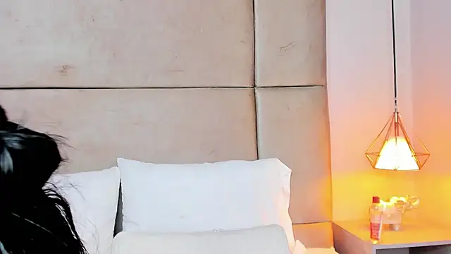 angelaG1 webcam