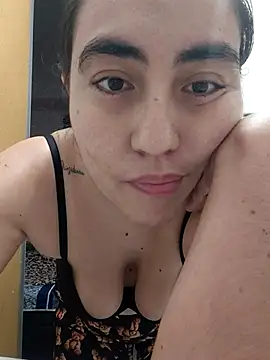 SweetyNaugthy webcam