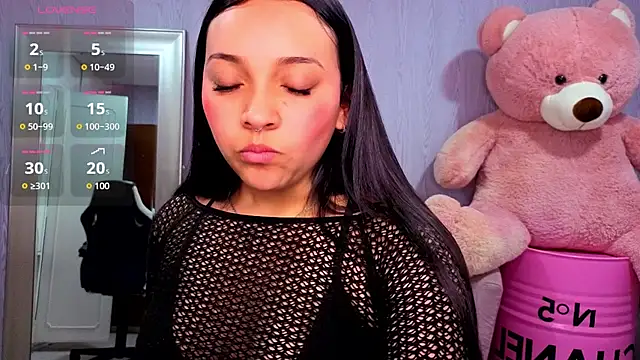 lia_harper_t