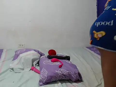 staicy_white_19 webcam