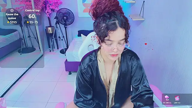 Maggy_t18 webcam