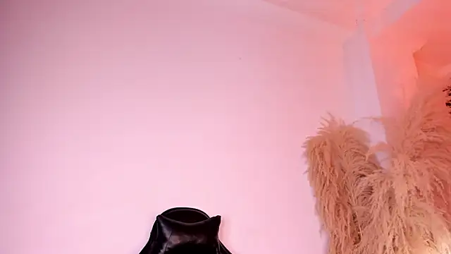 CristineRainn_ webcam