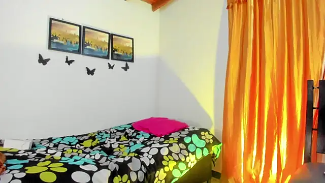 Vlad__night live cam on StripChat