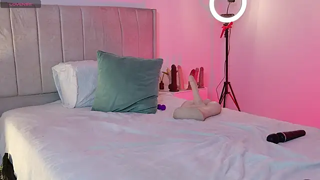 1m_megan webcam