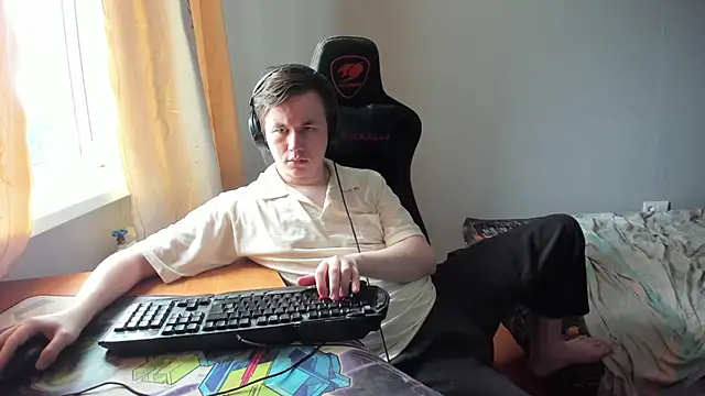 iliaskrislove - Iliaskrislove's free webcam - UK Sex Cams