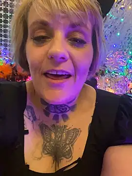 Hunniebunnie78 webcam