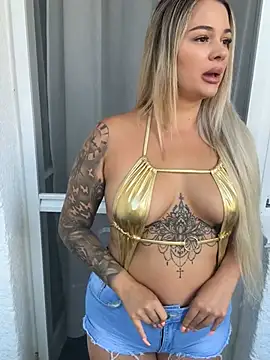 xXBigPeachBunnyxXx webcam