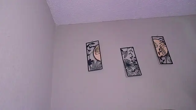loveegirll1 webcam