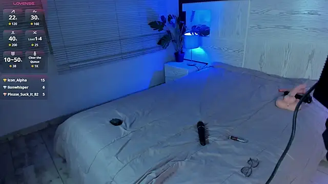 Mia_noiir webcam