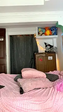 dana_falcoo25 webcam