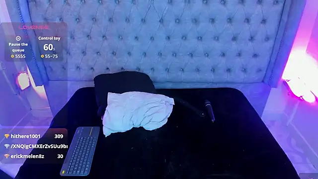 Gyal_Smith webcam