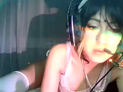kittenpasive30 webcam