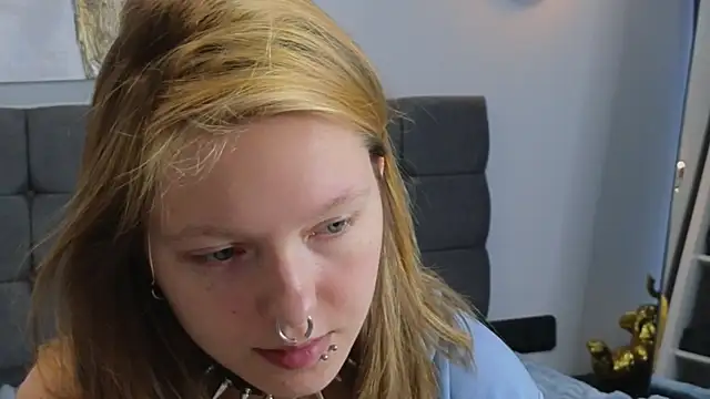 LauraLowe webcam