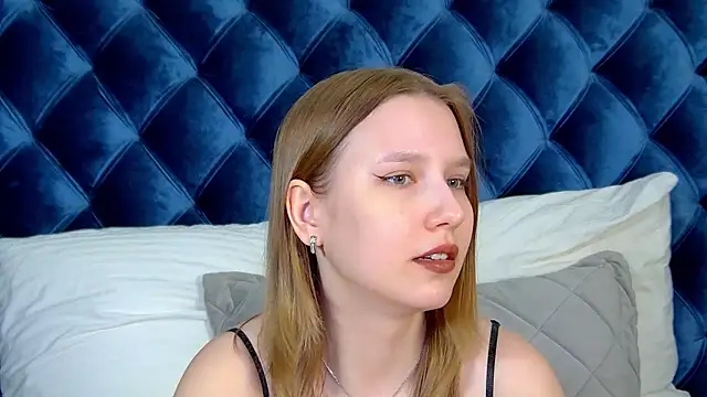 LiliLinn webcam