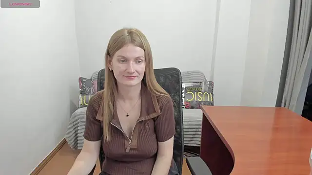 Alisha_Skyes webcam