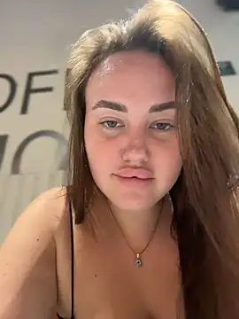 KiraSunshine webcam