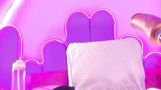 BunnySexyy18 webcam