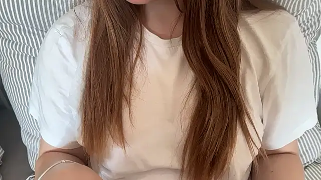 Lucyschickt webcam