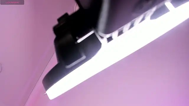 AlondraSoomer webcam