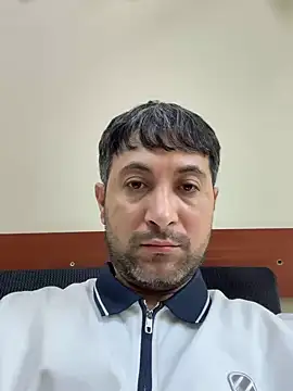 Elnur_464 webcam