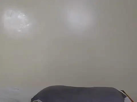petite_emerald webcam
