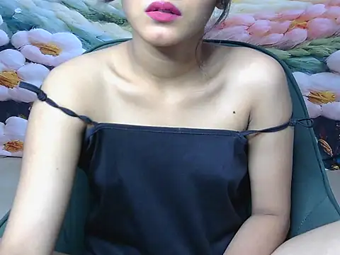 your-zoya webcam