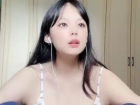lila82828 webcam