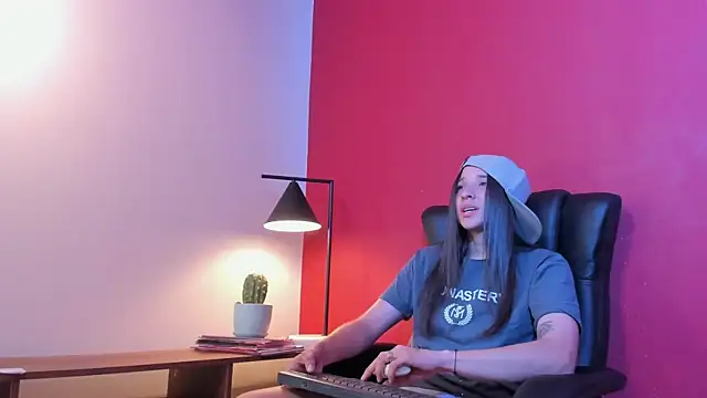 victoria_zaenzz webcam