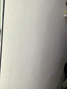 Mila_Serrano webcam