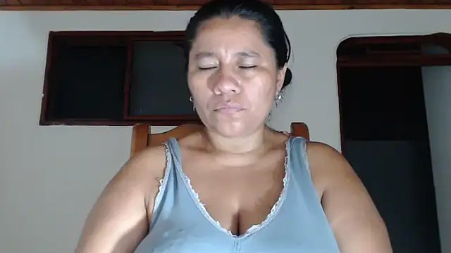 adrixxx38 webcam