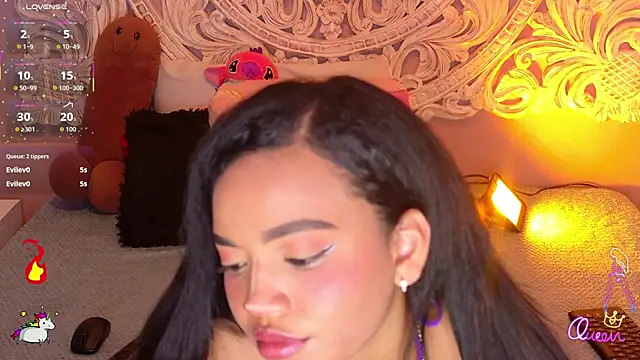MalaikaBrown webcam