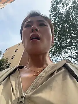 okgirl_23's live cam