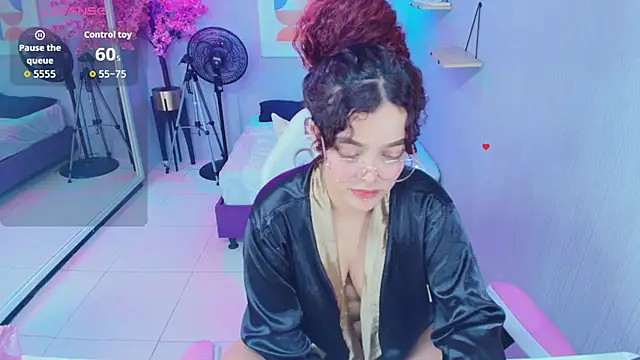 Maggy_t18 webcam