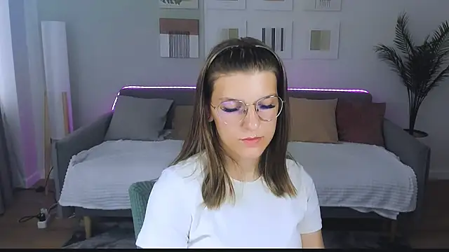 AnnaThorne webcam