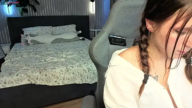 Julia_Shyy webcam
