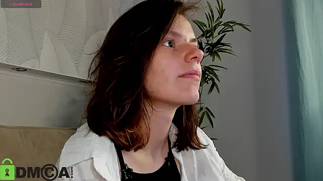 Kira_Be11 webcam