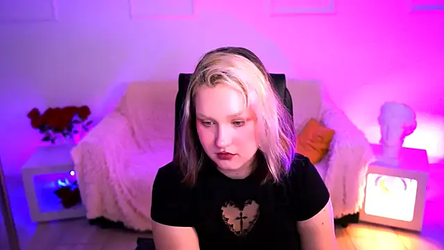 ViolettWoods webcam