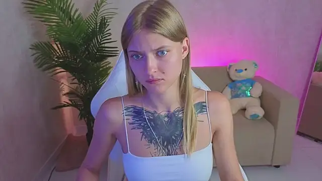 Rebecca_Caldwell webcam