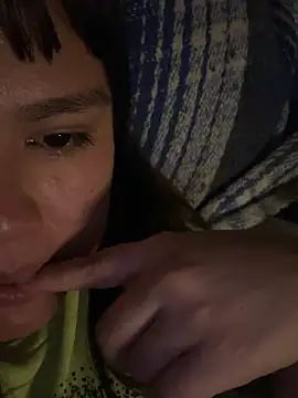 H0oneyBabyyy webcam