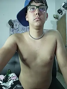 sweetboyxxx11 webcam