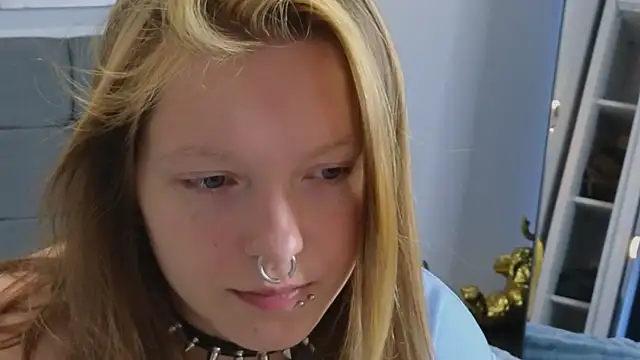 LauraLowe webcam