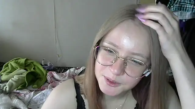 WinifredLunney webcam
