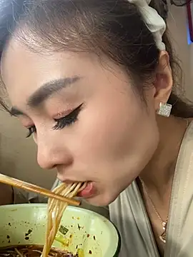 okgirl_23 webcam