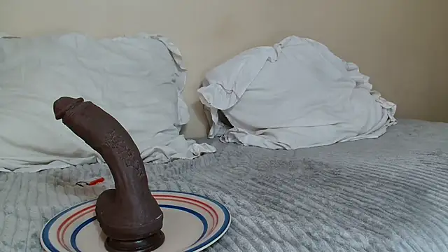 KinkyJXxX webcam