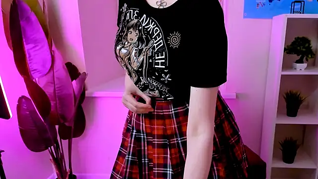 CarolGiggly webcam