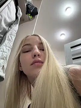 Adelina0001 Live Web Cam Show