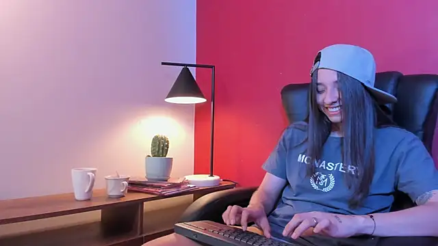 victoria_zaenzz webcam