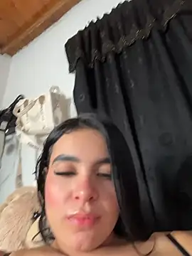 danna_333_ - Danna_333_'s free webcam - UK Sex Cams