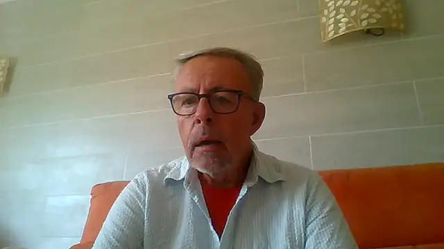 tuggy59 (M grandpa) - cock stroke and toi masurbating