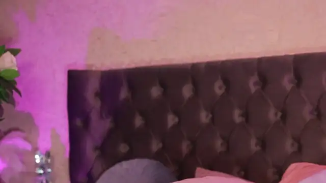 Selena_Sky Live Web Cam Show